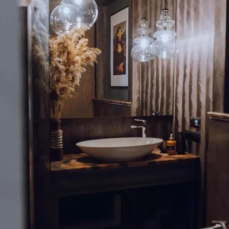 Zamkowe Centrum クフィジン